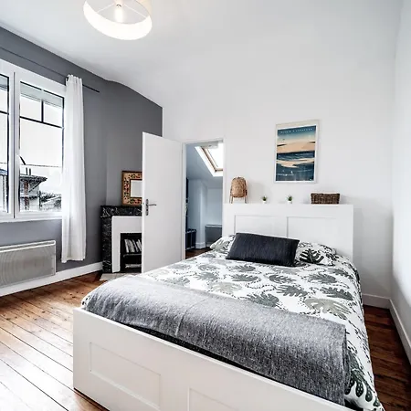 Le Domaine Du Petit Basque -20 Pers 빌라 탈렌체