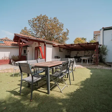 Le Domaine Du Petit Basque -20 Pers *