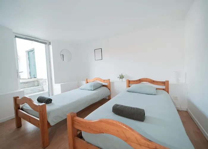 Le Domaine Du Petit Basque -20 Pers Villa