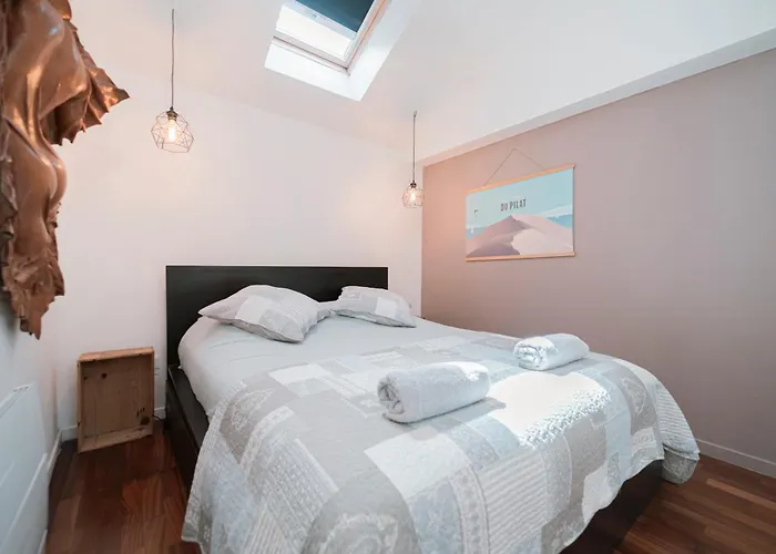 Le Domaine Du Petit Basque -20 Pers Talence