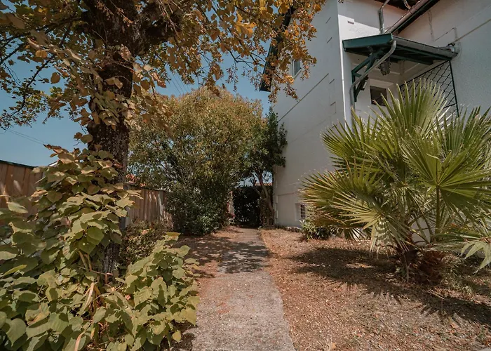 Le Domaine Du Petit Basque -20 Pers * Talence